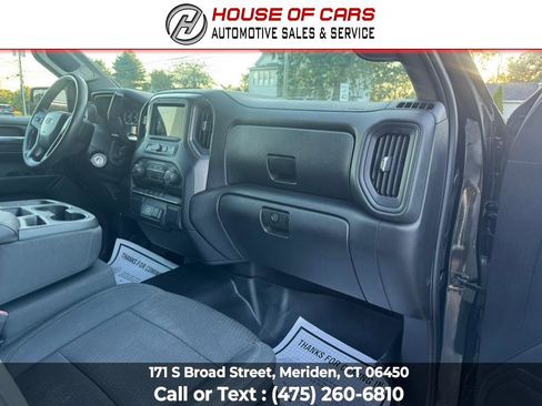 Used 2019 Chevrolet Silverado 1500 Custom Trail Boss w/ Custom Convenience Package image 32