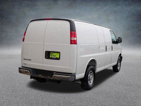 New 2025 Chevrolet Express 3500 w/ Driver Convenience Package image 4