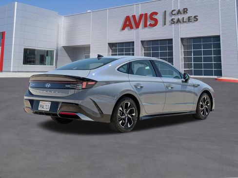 Used 2025 Hyundai Sonata SEL FWD image 6