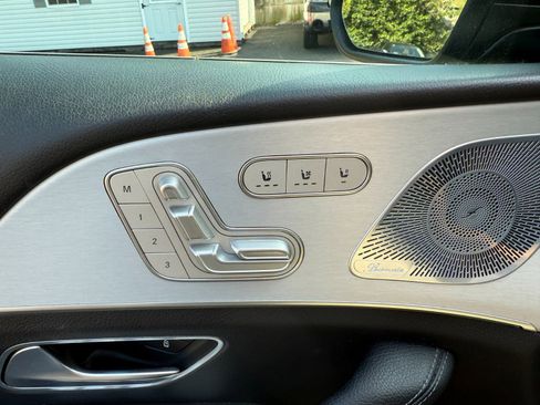 Used 2020 Mercedes-Benz GLE 350 4MATIC image 23