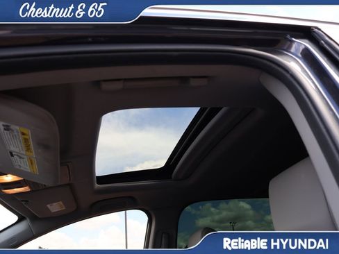Used 2017 Honda CR-V Touring image 27