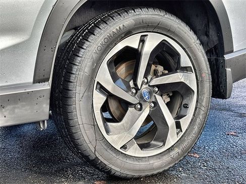 Used 2023 Subaru Forester Touring image 19