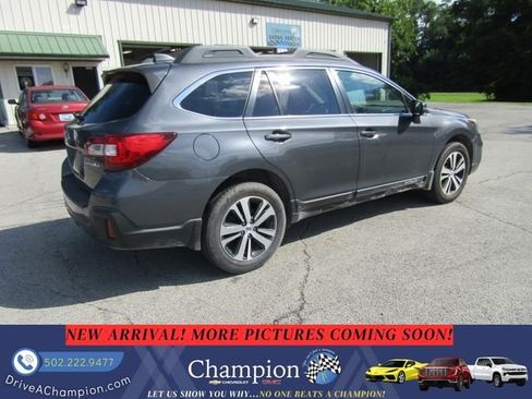 Used 2019 Subaru Outback 2.5i Limited w/ Popular Package #2 AWD/4WD image 4