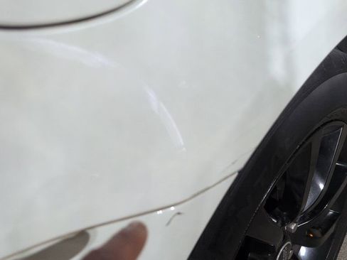 Used 2015 Land Rover Range Rover Sport HSE image 16