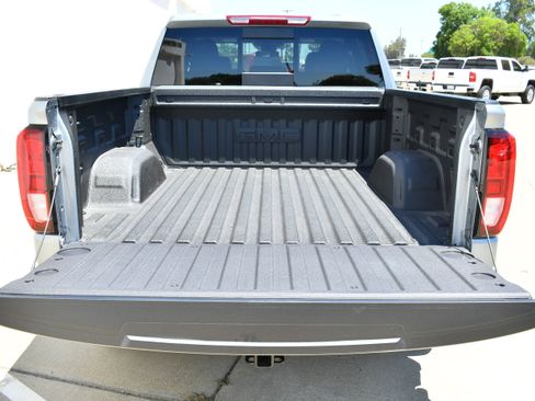 New 2026 GMC Sierra 1500 Elevation w/ Preferred Package AWD/4WD image 14