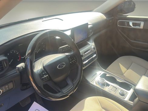 Used 2022 Ford Explorer 4WD image 16