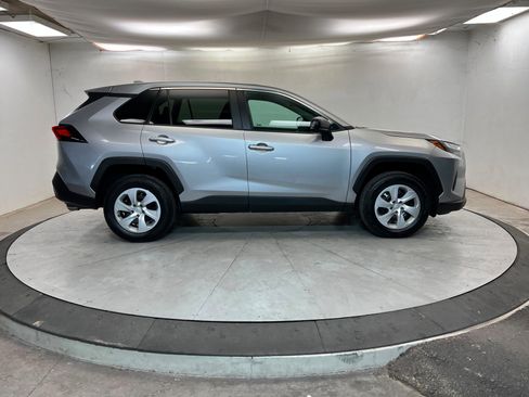 Used 2024 Toyota RAV4 LE image 7