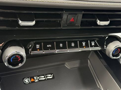 New 2026 Chevrolet Suburban Premier w/ Sun And Tow Package image 20