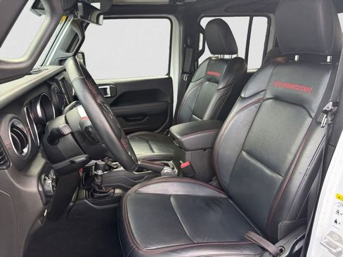 Used 2020 Jeep Gladiator Rubicon w/ Advanced Safety Group image 10