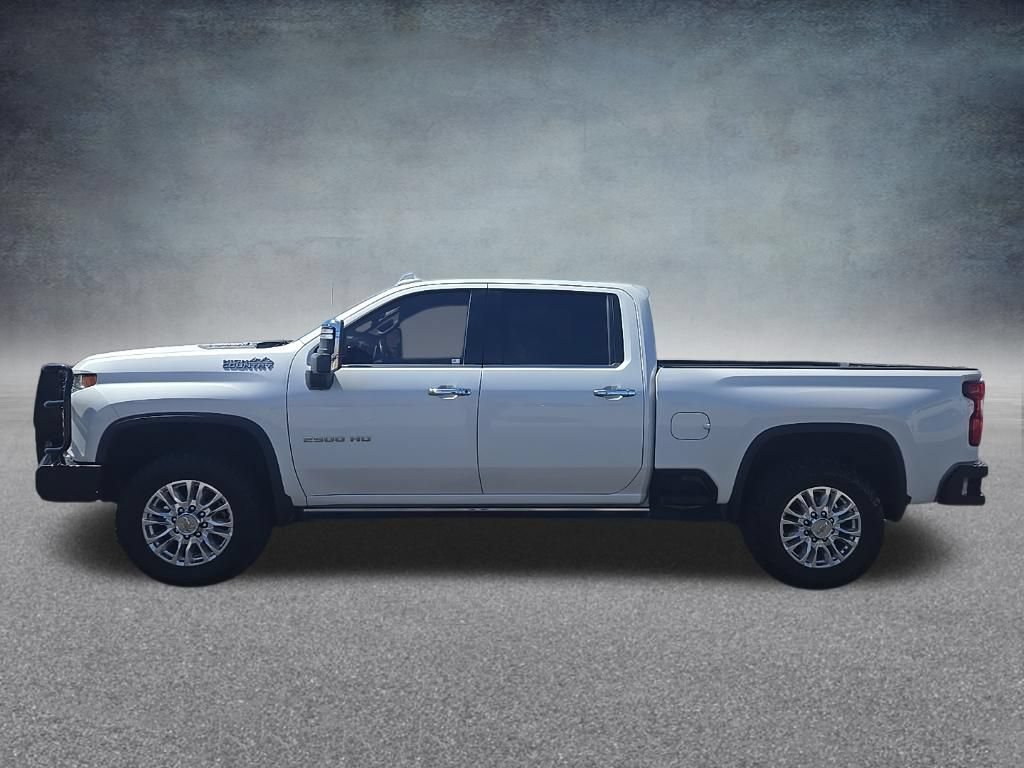 Used 2022 Chevrolet Silverado 2500 High Country w/ Technology Package AWD/4WD image 7
