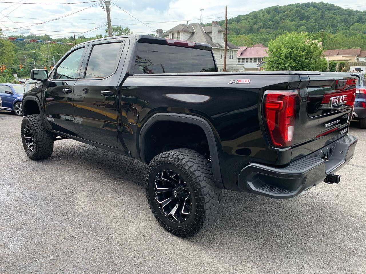 Used 2023 GMC Sierra 1500 Elevation AWD/4WD image 3