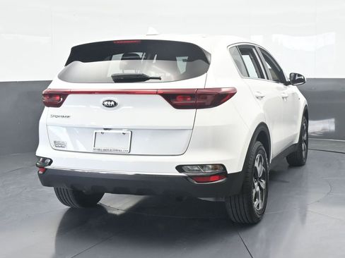 Used 2020 Kia Sportage LX image 5