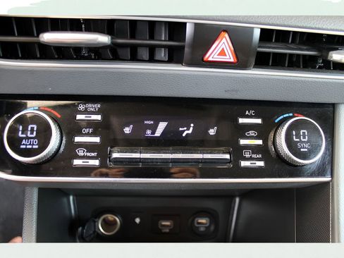 Used 2020 Hyundai Sonata SEL image 19