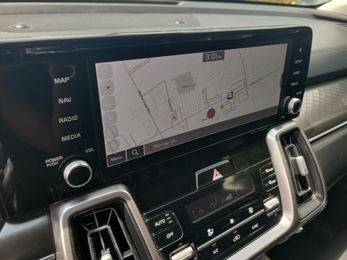 Used 2023 Kia Sorento S w/ Panoramic Sunroof Package FWD image 26