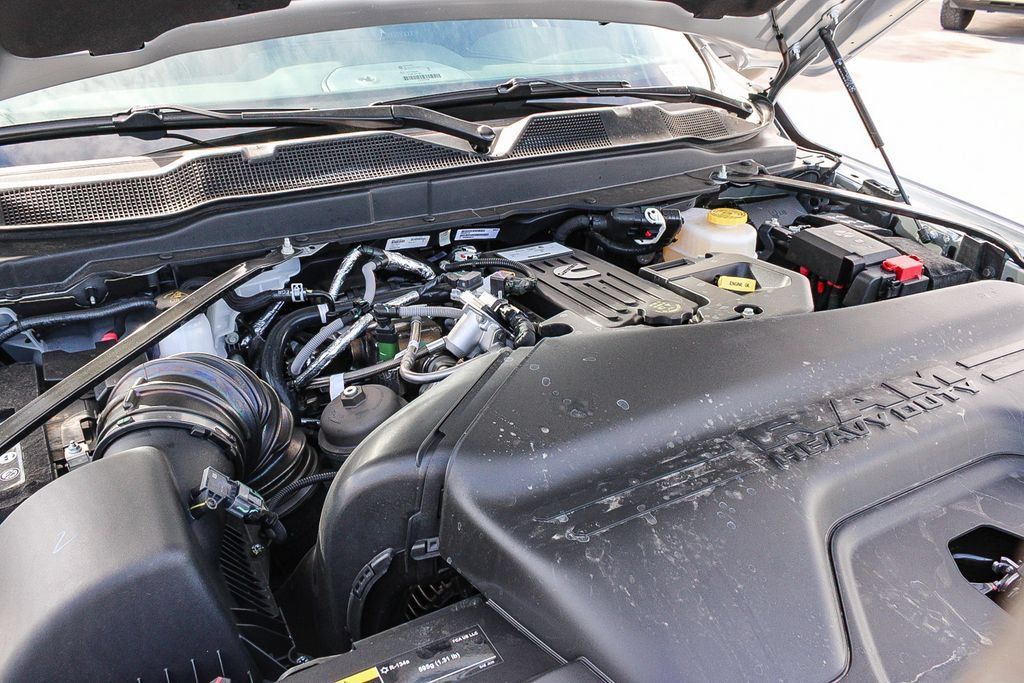 New 2026 RAM 3500 Laramie AWD/4WD image 23