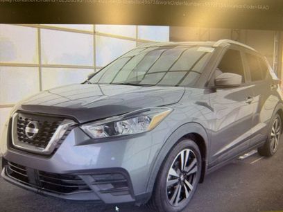 Used 2020 Nissan Kicks SV