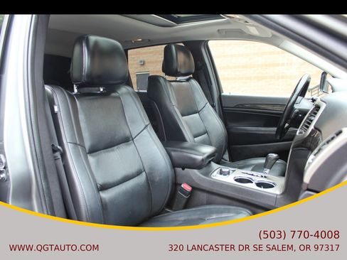 Used 2011 Jeep Grand Cherokee Laredo image 20