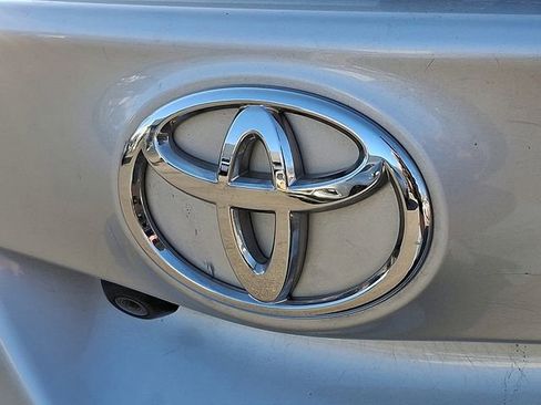 Used 2018 Toyota Corolla iM image 29