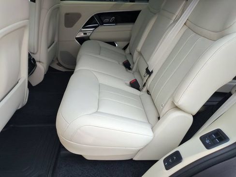 New 2026 Land Rover Range Rover Long Wheelbase SE AWD/4WD image 15