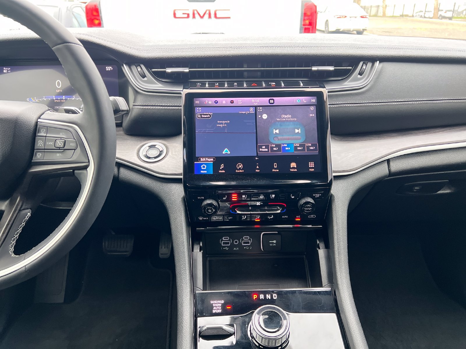 Used 2023 Jeep Grand Cherokee L Limited w/ Luxury Tech Group II AWD/4WD image 29