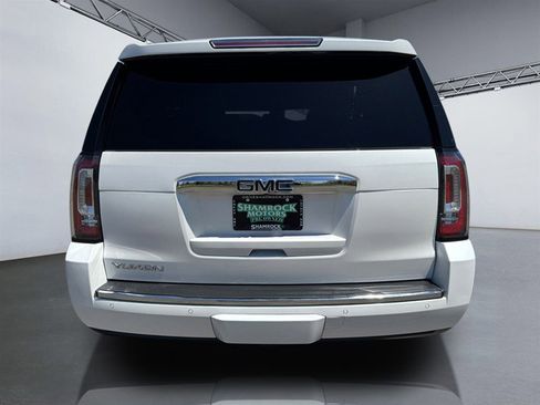 Used 2020 GMC Yukon Denali w/ Open Road Package AWD/4WD image 6