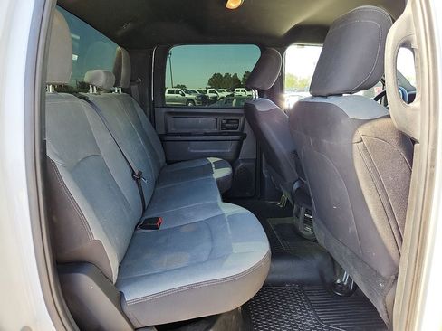 Used 2024 RAM 5500 Tradesman w/ Chrome Appearance Group AWD/4WD image 13