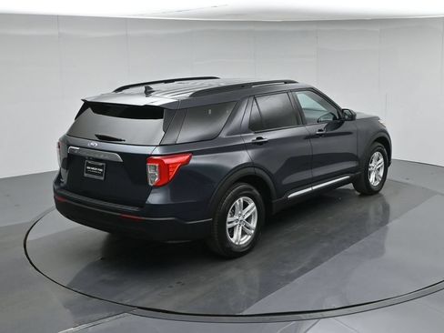 Certified 2023 Ford Explorer XLT RWD image 40