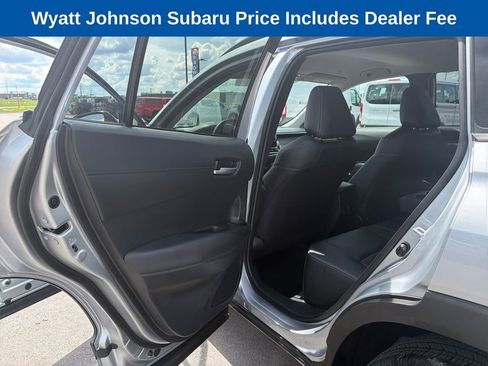 Used 2025 Toyota Corolla Cross XLE FWD image 25