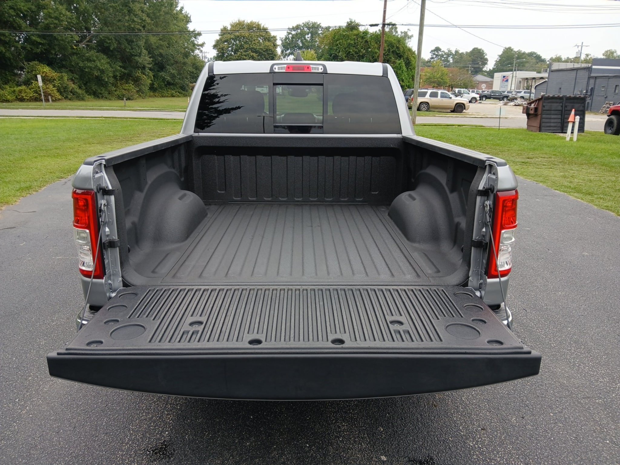 Used 2023 RAM 1500 Big Horn RWD image 27