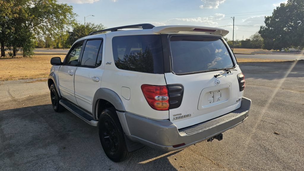 Used 2003 Toyota Sequoia SR5 RWD image 4