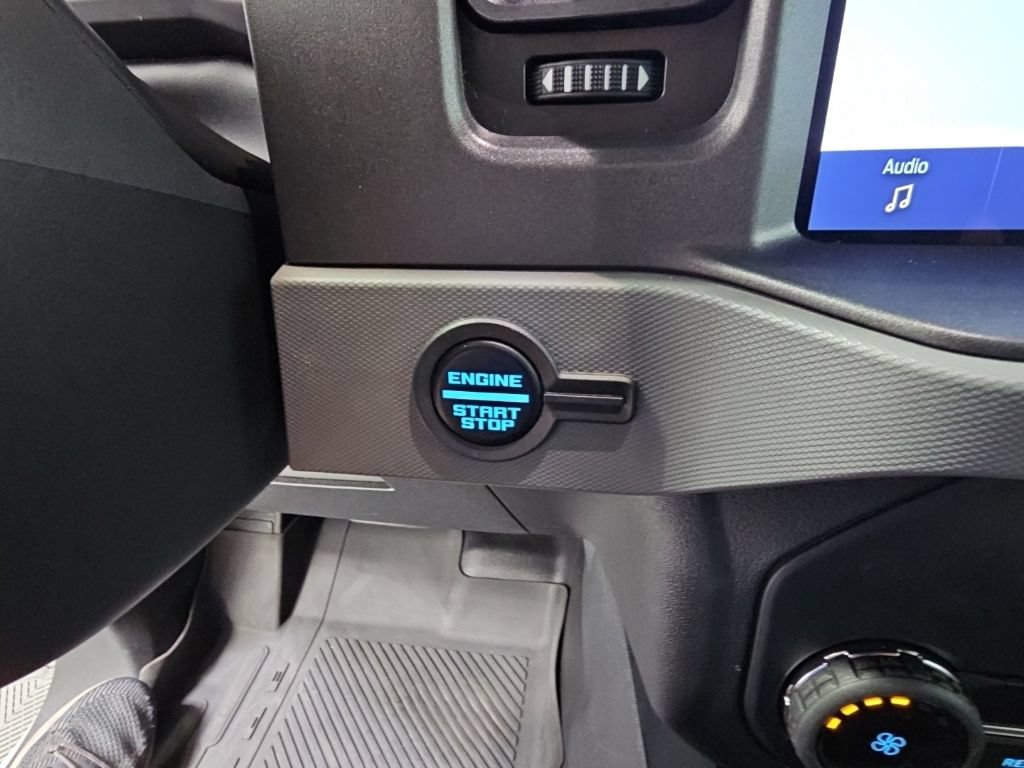 Used 2024 Ford Bronco Black Diamond AWD/4WD image 24