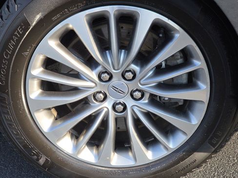 Used 2016 Lincoln MKX Black Label w/ Technology Package AWD/4WD image 13