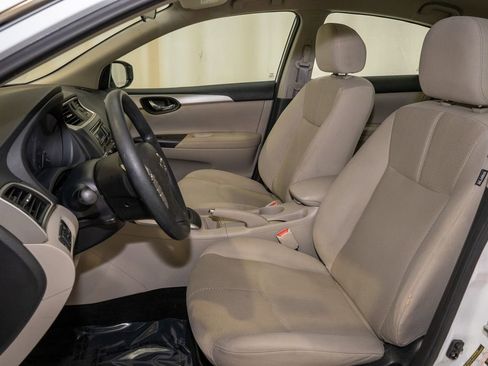 Used 2017 Nissan Sentra S image 9