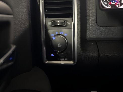Used 2018 RAM 2500 Big Horn AWD/4WD image 22