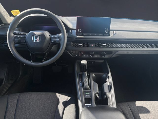 Used 2023 Honda Accord EX image 10