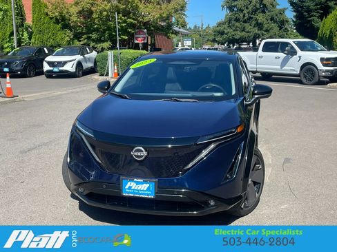 Used 2023 Nissan Ariya AWD/4WD image 2