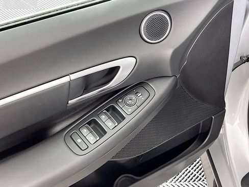 Certified 2026 Hyundai Sonata SEL AWD/4WD image 16