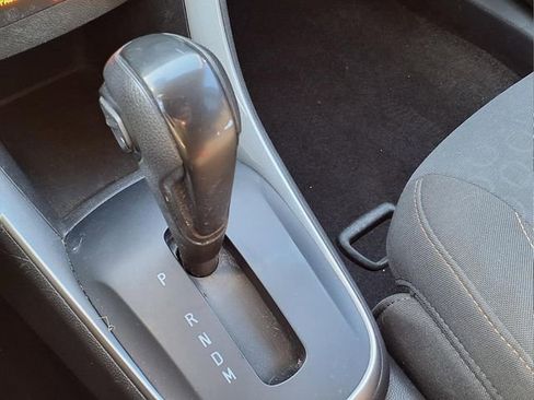 Used 2022 Chevrolet Trax LS w/ Tint and Cruise Package image 18