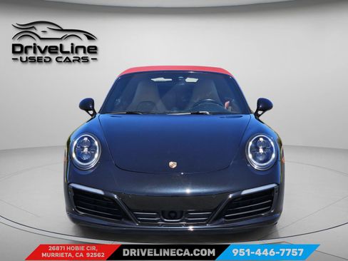Used 2018 Porsche 911 Carrera S RWD image 2