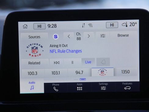 Certified 2025 Ford Escape ST-Line Select image 21