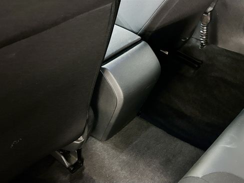 Used 2025 Honda Civic Sport image 27