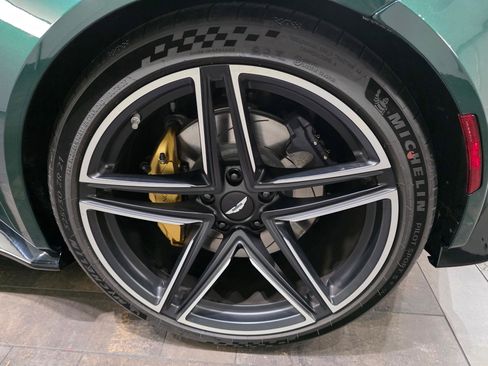 Used 2026 Aston Martin V8 Vantage S image 4