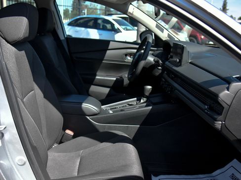 Used 2024 Honda Accord EX image 41