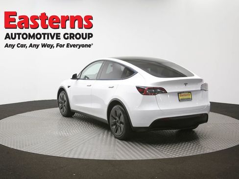 Used 2022 Tesla Model Y Long Range AWD/4WD image 59