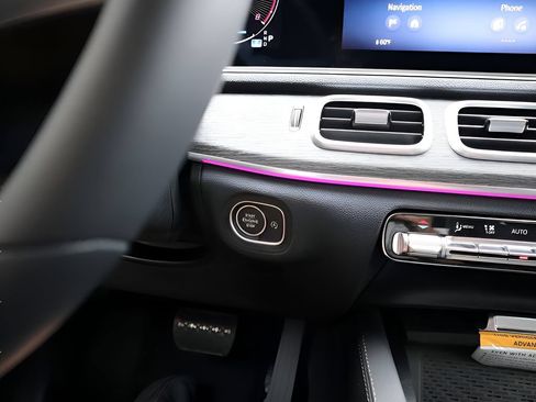Certified 2025 Mercedes-Benz GLE 450 4MATIC image 30