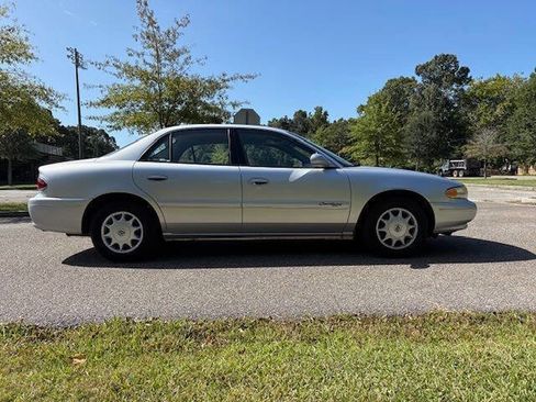 Used 2001 Buick Century Custom w/ Premium Pkg image 4