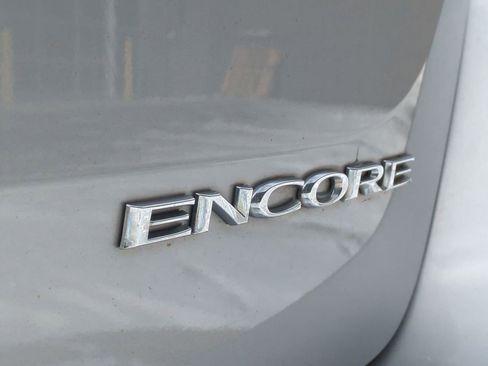 Used 2017 Buick Encore Essence image 12