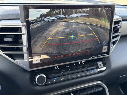 Used 2024 Toyota Tundra Limited image 26