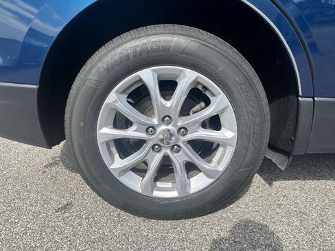 Used 2020 Chevrolet Equinox LT FWD image 16