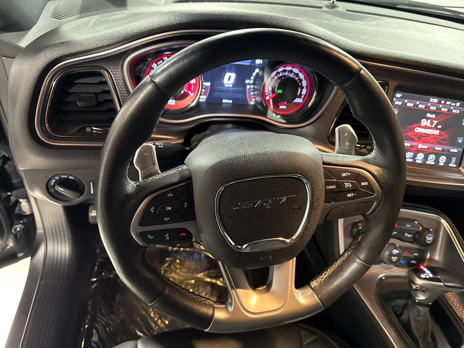Used 2015 Dodge Challenger SRT Hellcat RWD image 19